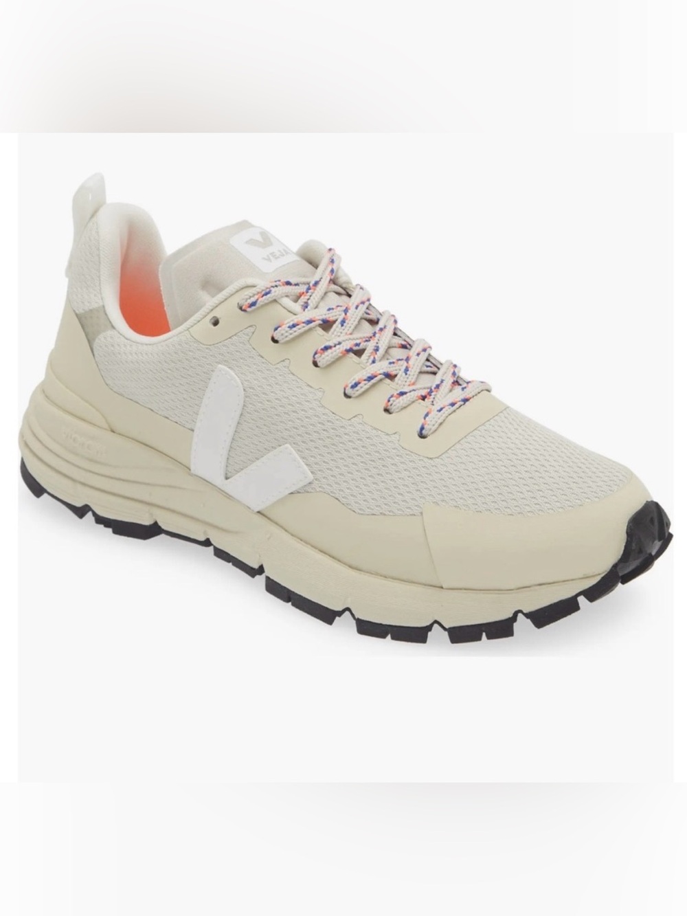 Veja Dekkan Alveomesh Women's Cream V-Logo Runner Sneaker